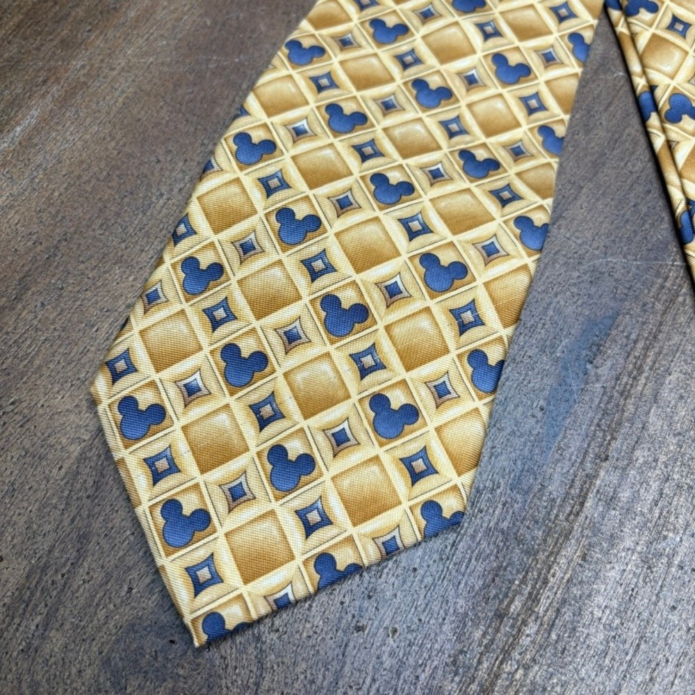 Vintage Walt Disney World Tie 100% Silk Mickey Mouse‎ Made in USA Gold Blue